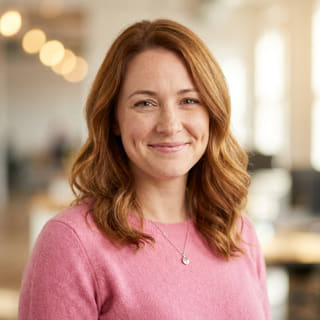 Emily Watson, chef du service à la clientèle chez Sillon Patrimecto